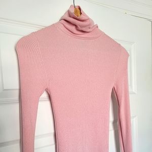 Ribbed Soft Pink Turtleneck